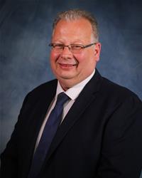 Profile image for Councillor Andrew Farina-Childs